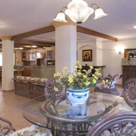 Francesca Villa Sorrento